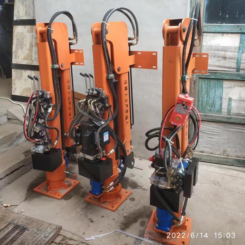 雾峰区重汽蓝牌随车吊 3.2吨 国六动力强 液压驱动 农用自卸起重机